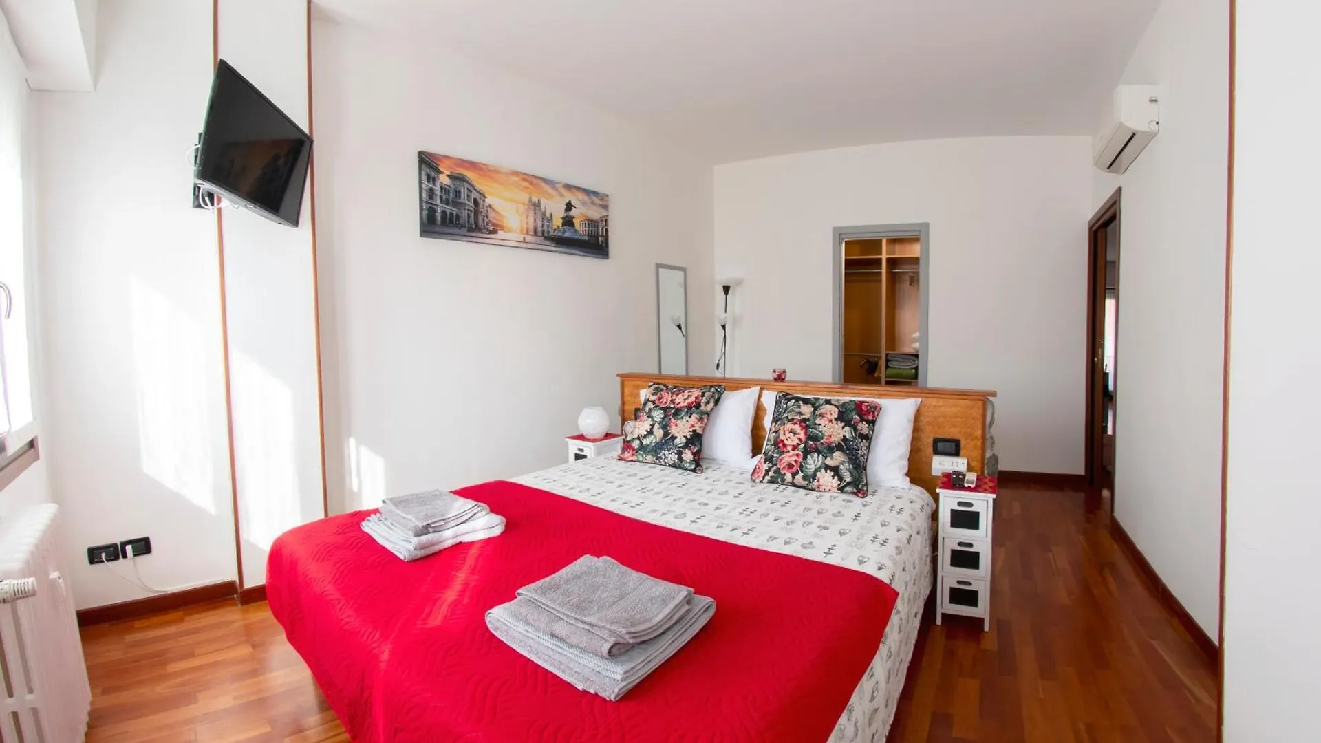 Cozy Design House - 15 Minutes From Navigli-Humanitas Apartment Milan 0*,